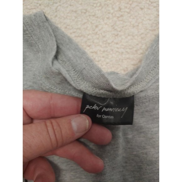 Peter Morrissey Qantas T Shirt Men L/XL Gray long Sleeve Casual kangaroo airline - Picture 9 of 11